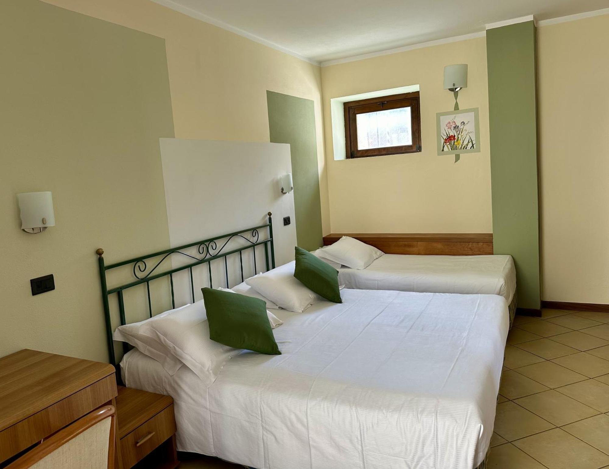 Dependance Pesce D'Oro Hotel Verbania Ngoại thất bức ảnh